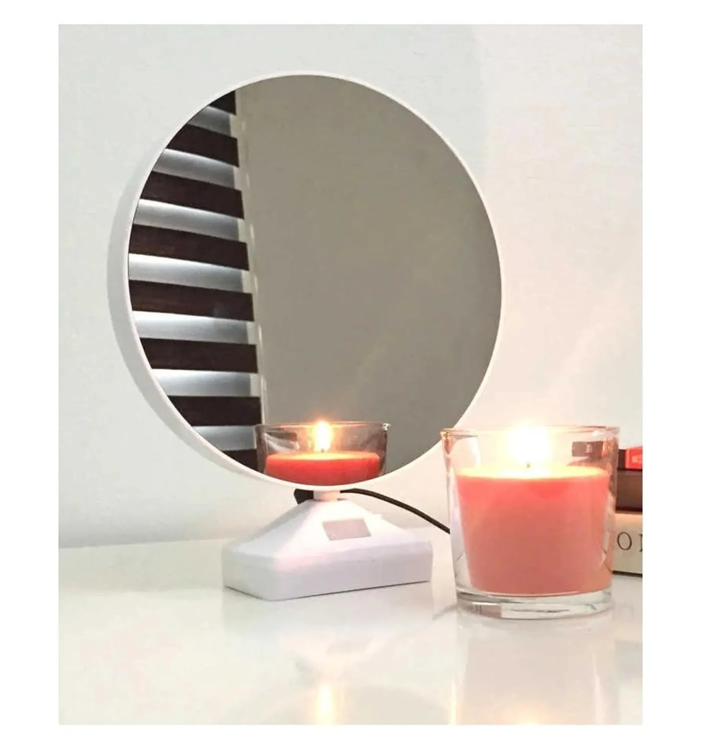 LITTLEMORE Little More Magic Mirror with Photo/Plastic 20x25 cm Round Shape/Photo Visible When Light On 01