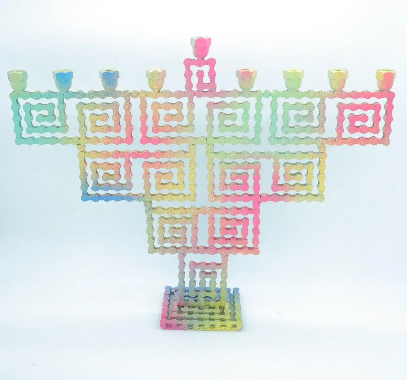 Menorah sculpture (Hadar)