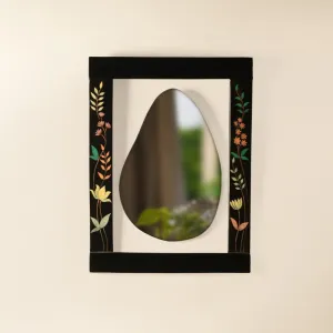 OPAQUESTUDIO Opaque Studio Black Beauty Wall Mirror for a Stylish Home Décor | Sleek Wall Mirror to Illuminate Your Space | Black